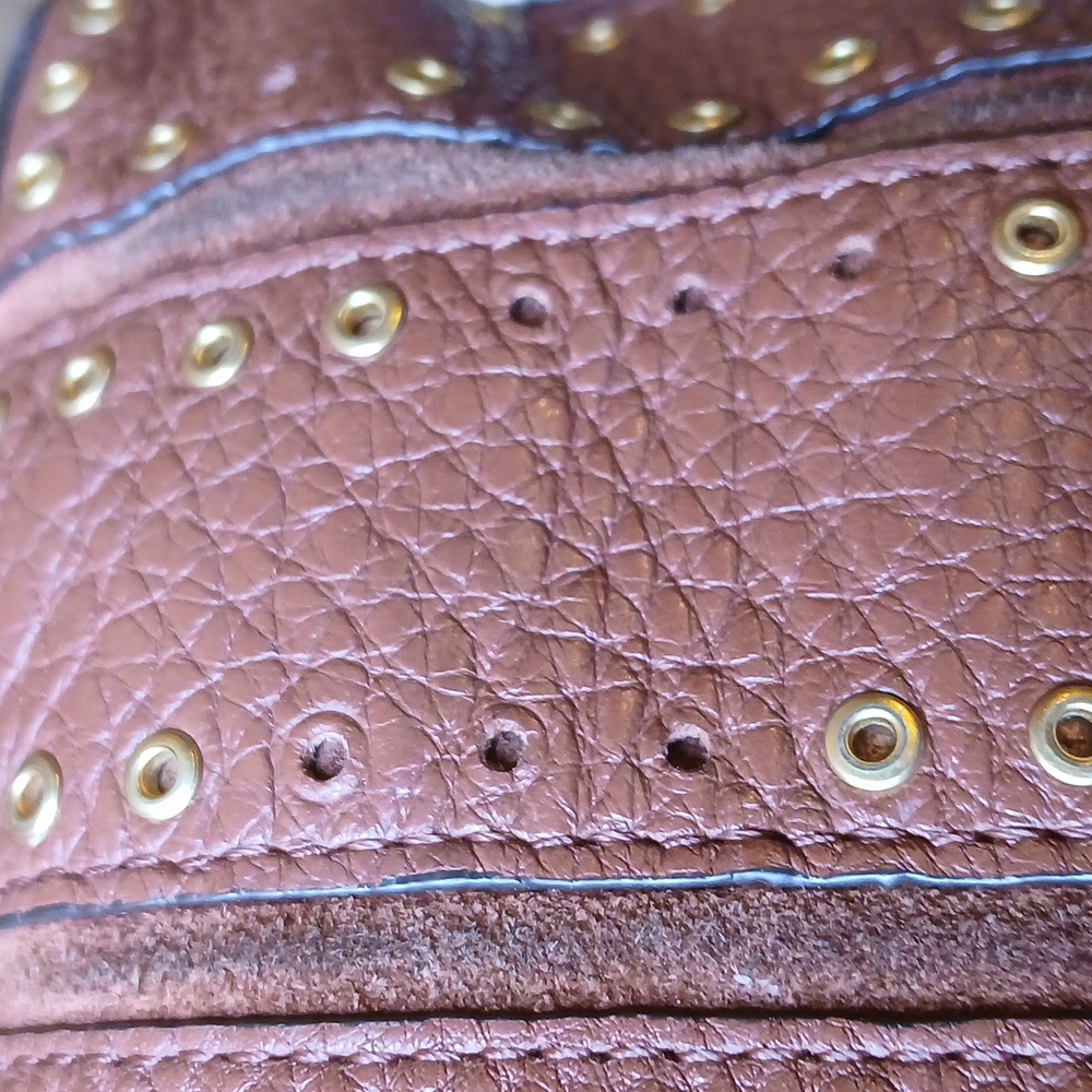 MICHAEL KORS CROSSBODY REDUCED FOR QUICK SALE - Picture 11 of 17